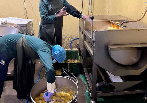 Photo 056: Janatha Govi Samagama, the island first French fries manufacturer, who is supplied with 6,300 MT of local potato per year earned USD 21 Mn in 2023, factory was visited by the IFAD SVM on 17 July 2025